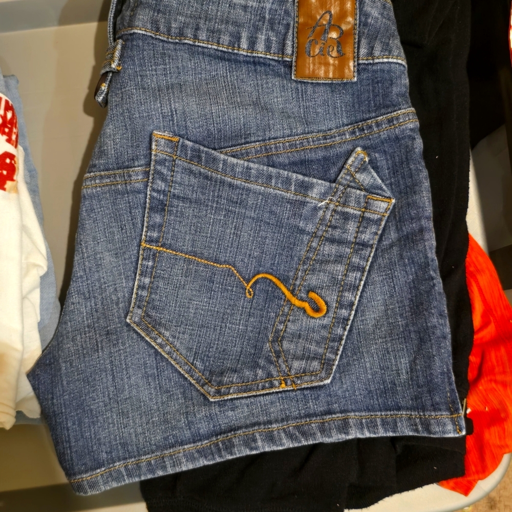 Junior's American Rag Shorts Size 7 - Picture 3 of 6